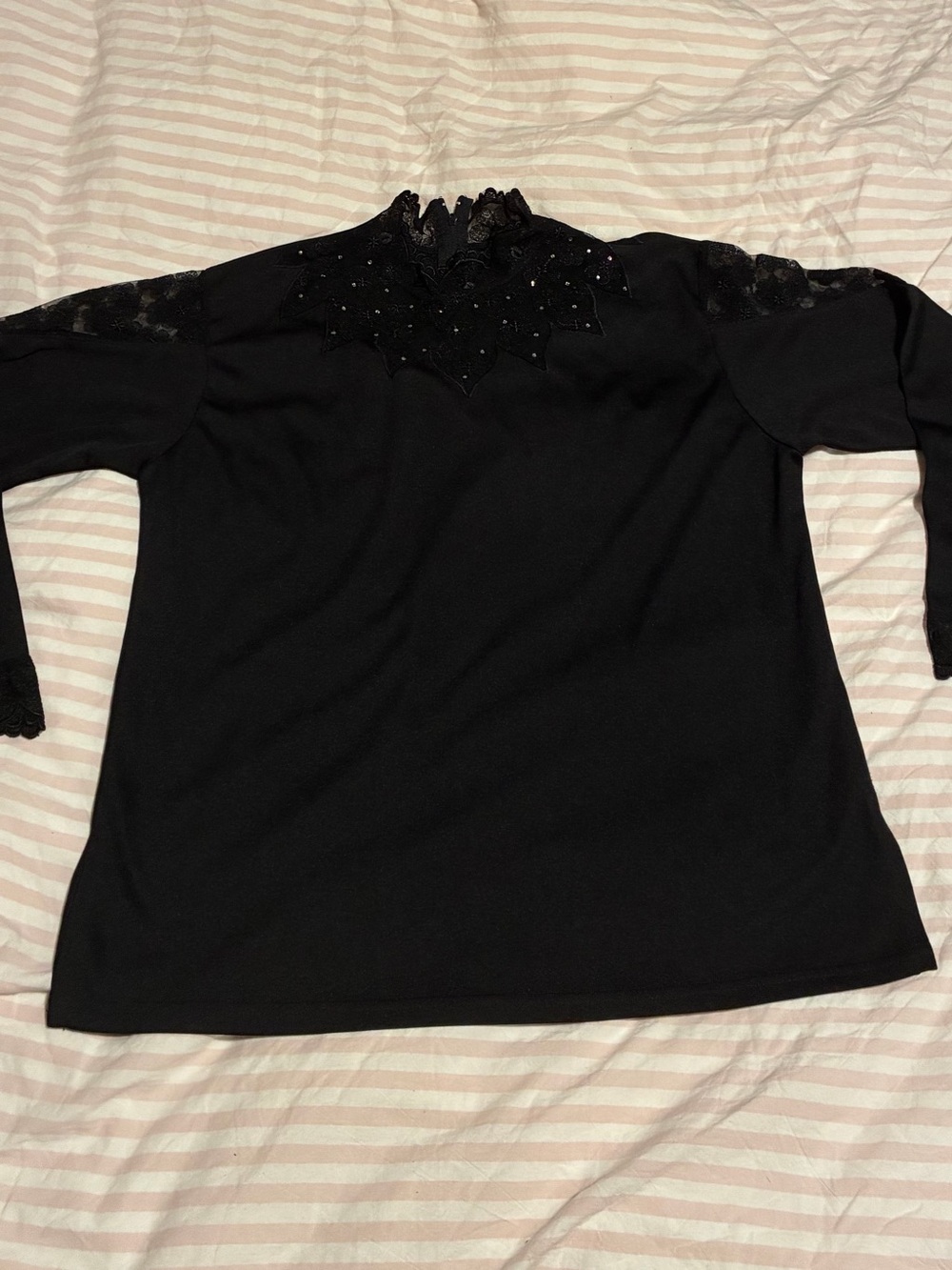 Black Lace-Trim Long Sleeve Women's Top